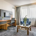 Garner By Ihg Otel