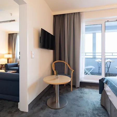 Hotel Garner By Ihg 4*