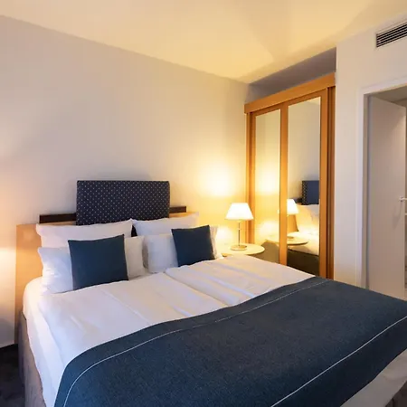 Szálloda Garner By Ihg 4*