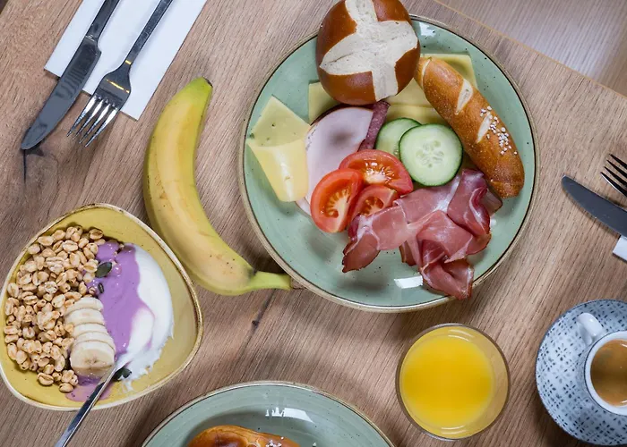 Garner By Ihg 4* 吕塞尔斯海姆