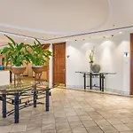 Garner By Ihg 호텔 4*