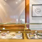Hotel Garner By Ihg
