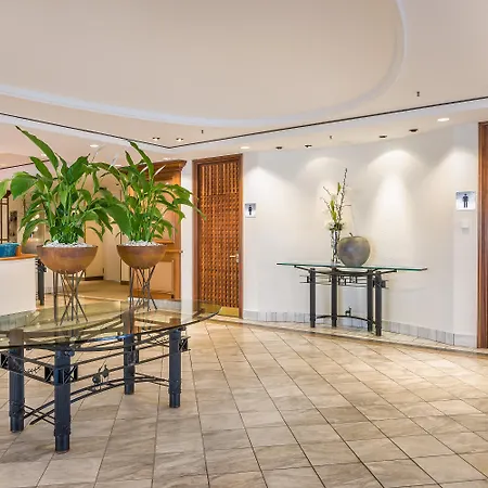 Garner By Ihg Hotel 4*