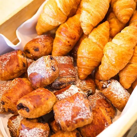 Garner By Ihg Otel 4*