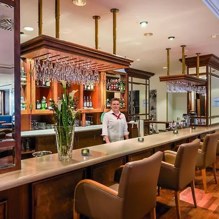 Hotel Garner By Ihg 4*