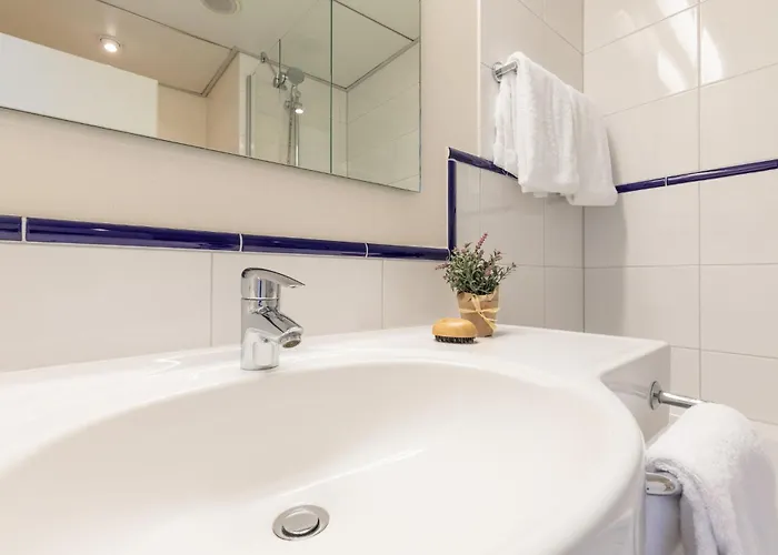 Garner By Ihg מלון רוסלסהיים