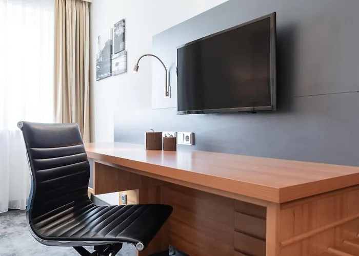 Garner By Ihg מלון