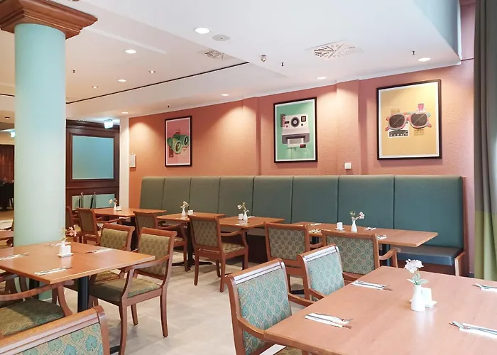 Garner By Ihg מלון 4*